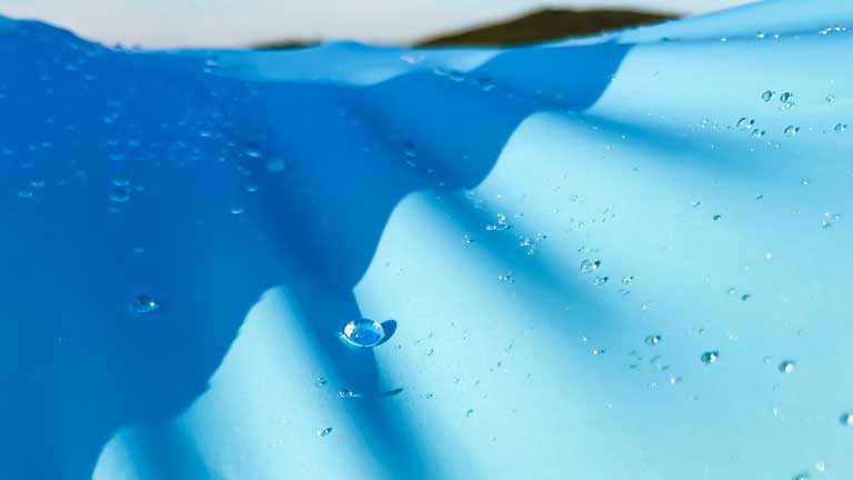 BIKEJACK wasserabweisend Wassertropfen auf der wasserabweisenden Fahrradhülle